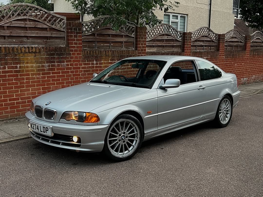 2000 BMW 3 Series 323CI M Sport Coupe (E46)