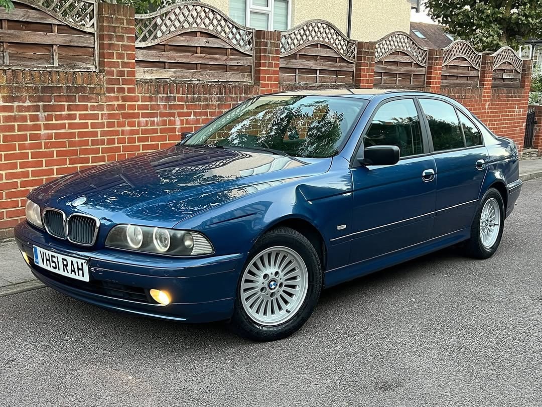 2002 BMW 5 Series 520i SE (E39)