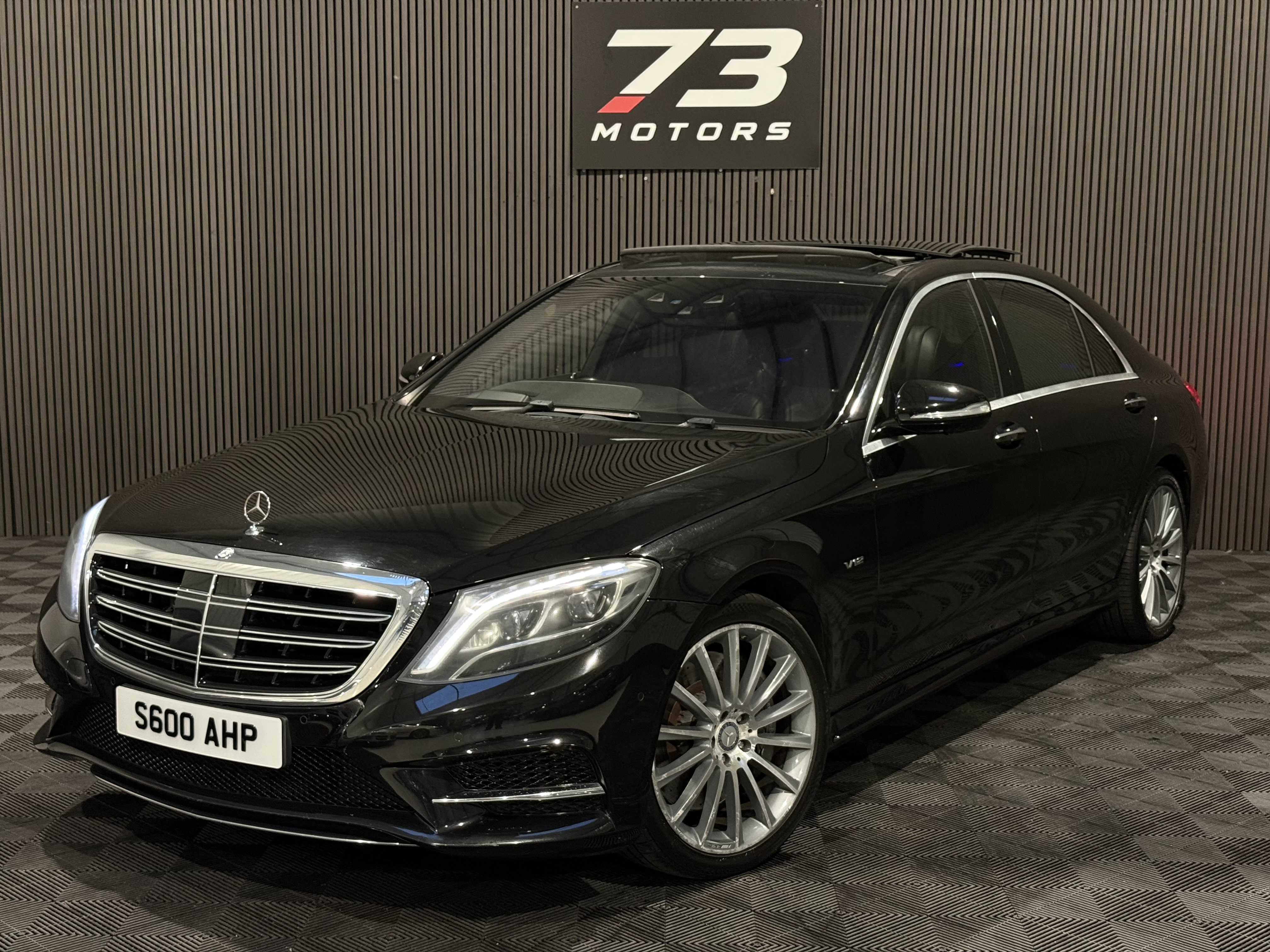 Mercedes-Benz S-Class S600L 6.0 V12 AMG LINE